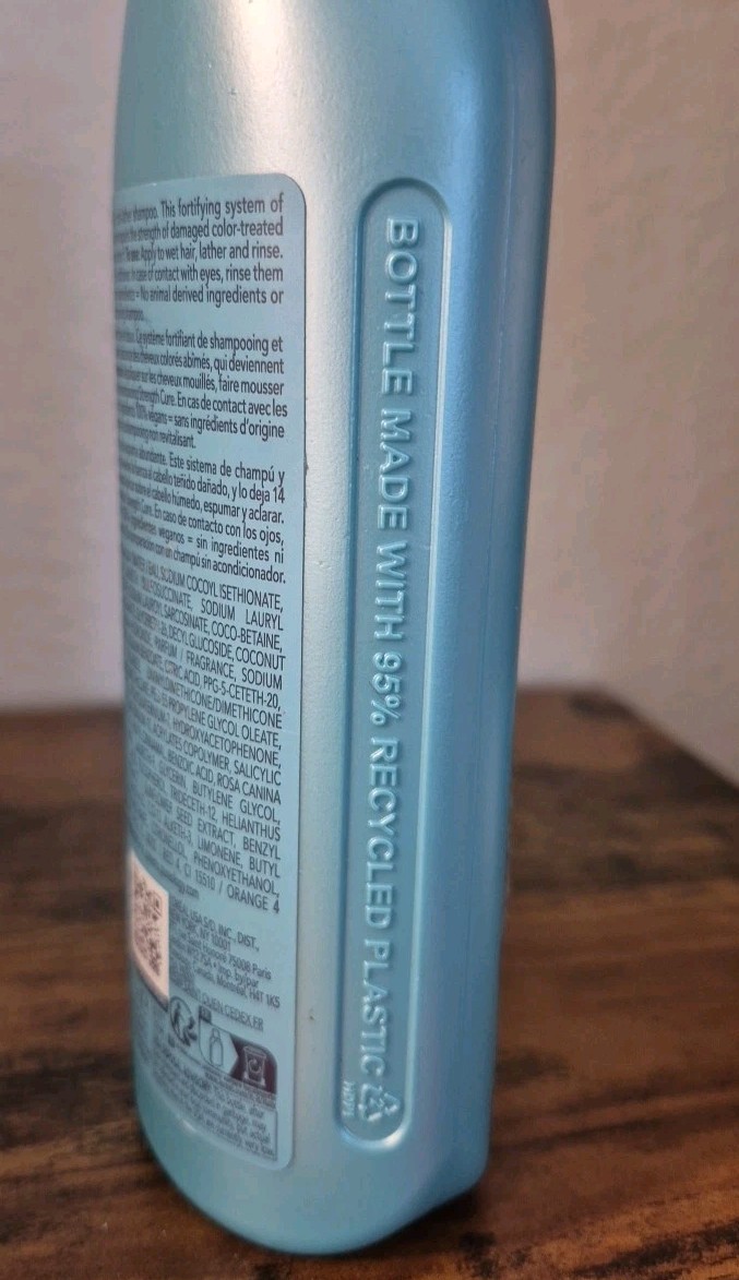 Pureology Strength Cure Shampoo 9oz/266ml Damaged, Color Treated Hair 100% Vegan