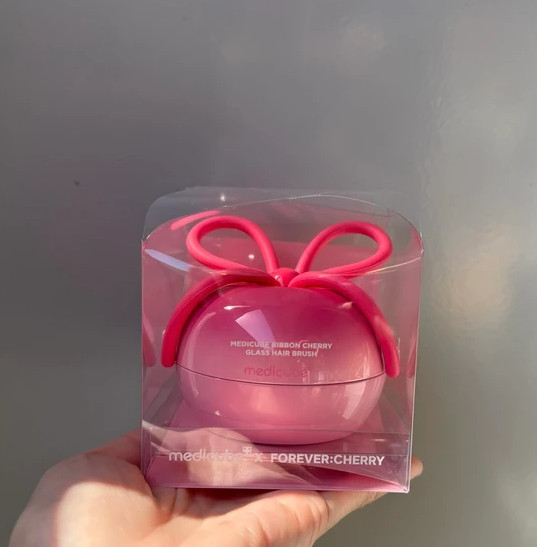 Medicube Ribbon Cherry Glass Hair Brush Pink Coquette Y2K Wonyoung