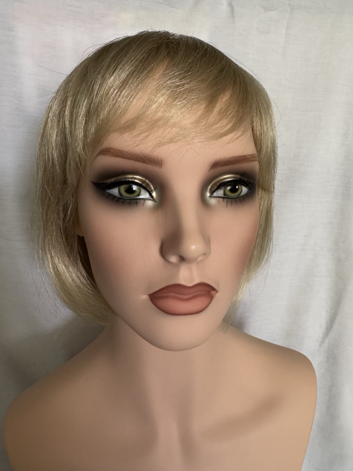 Jessica Min Wig China Doll Blonde Basic Cap Excellent For Hot Summer Days BNWT