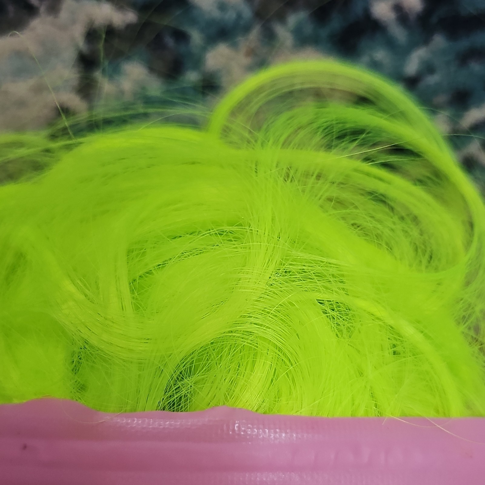 Neon Green Synthetic Wig/Hairpiece 75cm Long Hair Made in China MPN 4322