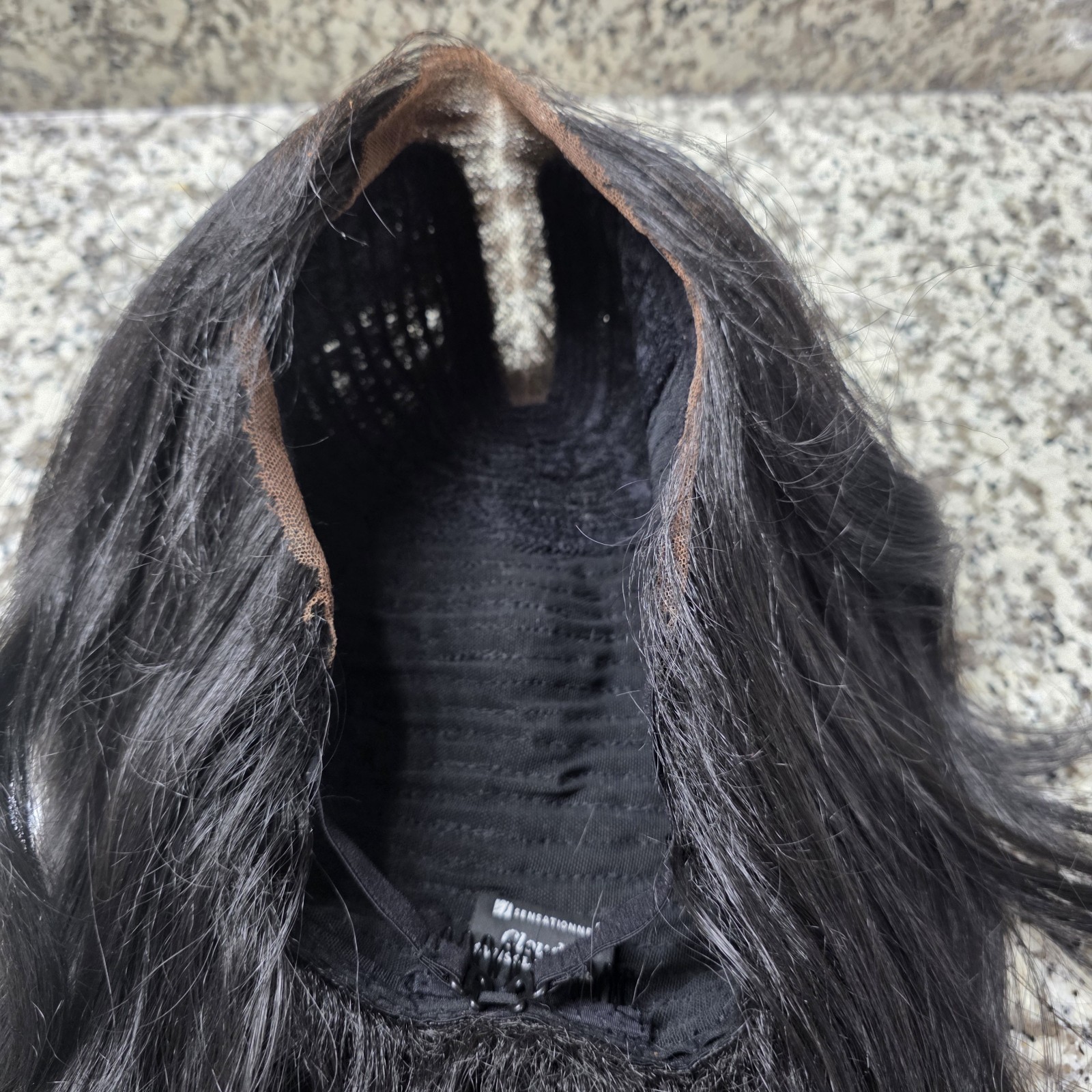 SENSATIONNEL Butta Lace – Butta Unit 30 WIG – Color #1B