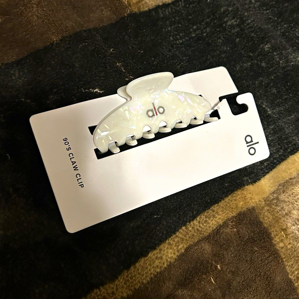 ALO White Plastic Hair Claw Clip with Teeth, 5 in, Women Adult, All Hair Types