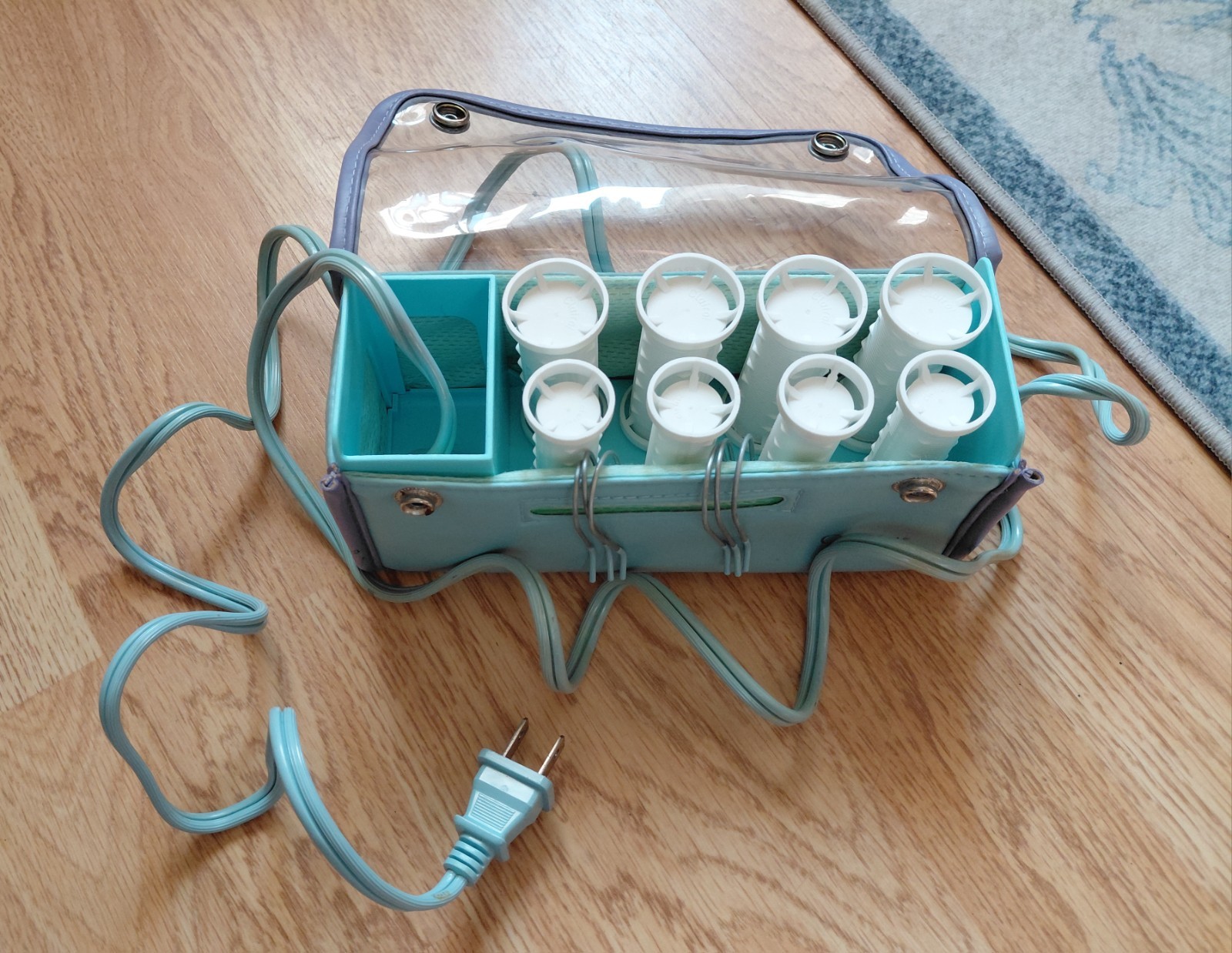 Vintage Clairol TS-8-1 Travel Hot Rollers 1in Dual Voltage Teal Purple White