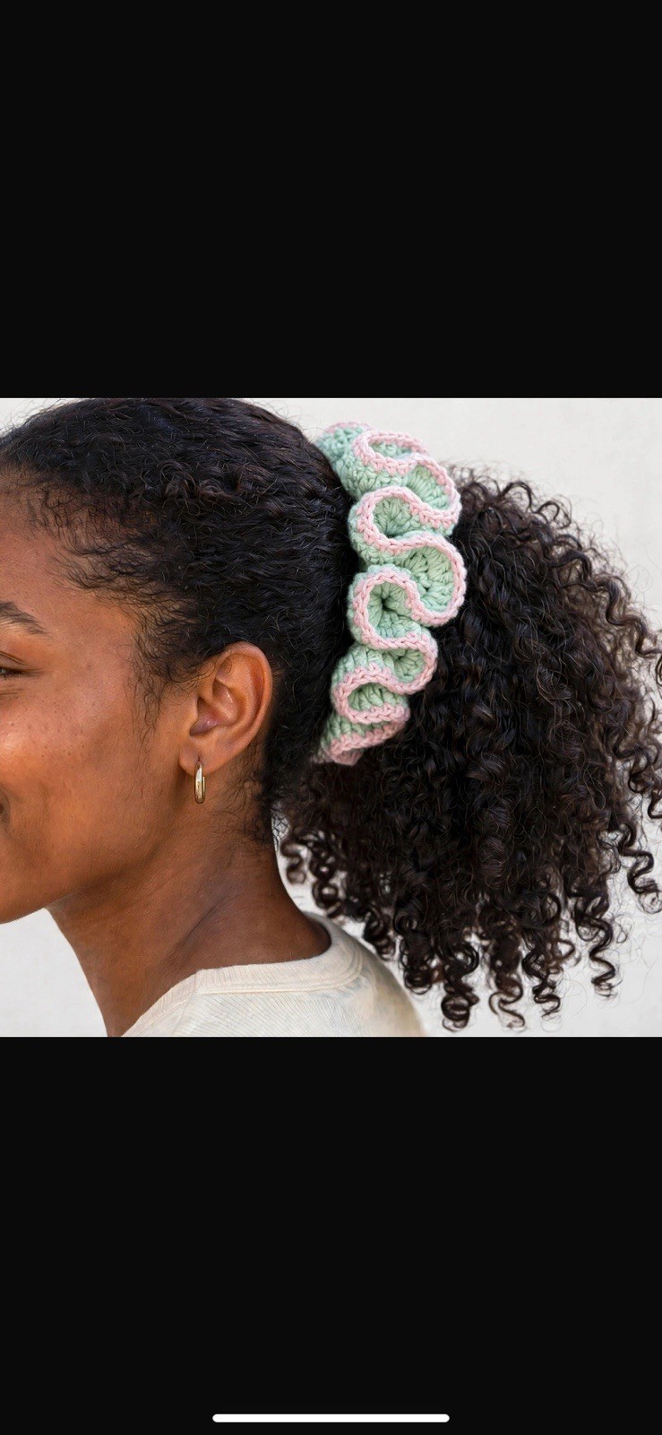 Handmade Crochet Ruffle Scrunchie Hair Tie, Multicolor Yarn, Women/Adult
