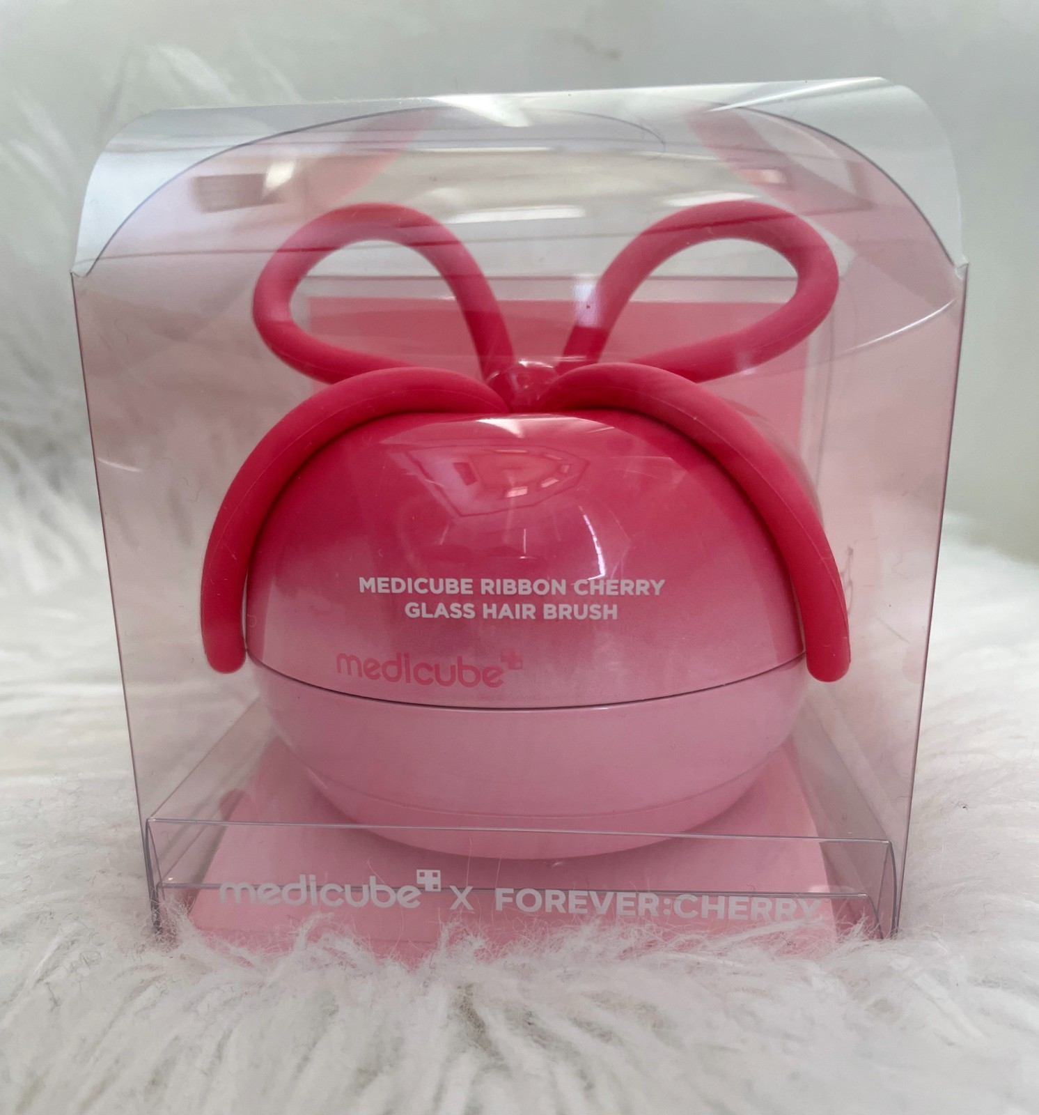 Medicube x FOREVER:CHERRY Hair Brush Ribbon Cherry Pink Detangling NEW Popular