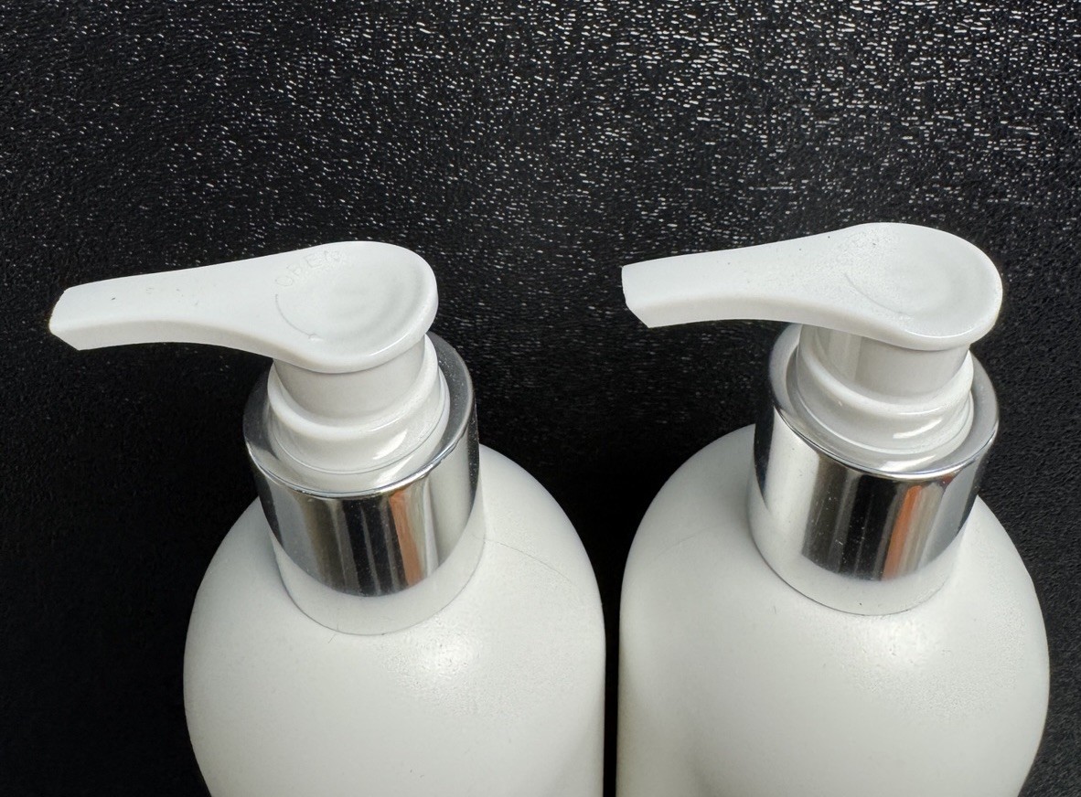 2 PACK Atelier Bloem SHAMPOO 16fl oz Geranium Oolong Tea Chamomille Ylang Amber