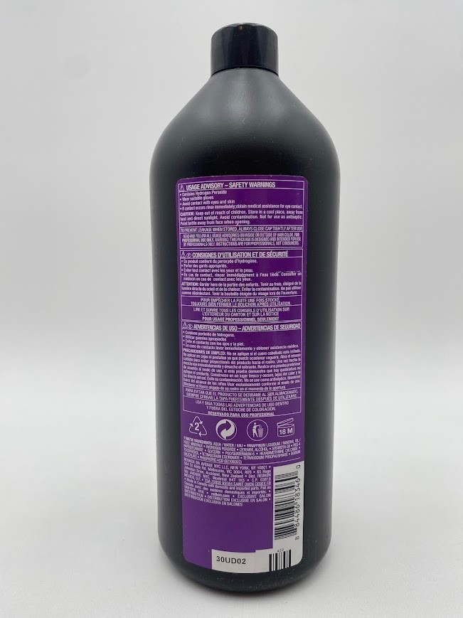 REDKEN Chromatics 30 Volume 9% Oil in Cream Developer 32 fl oz