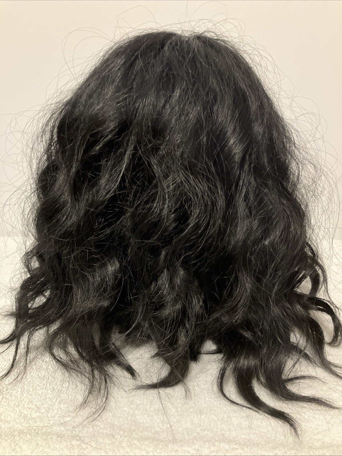 Women’s Wig, Synthetic, Black, 13 in Long, Wavy