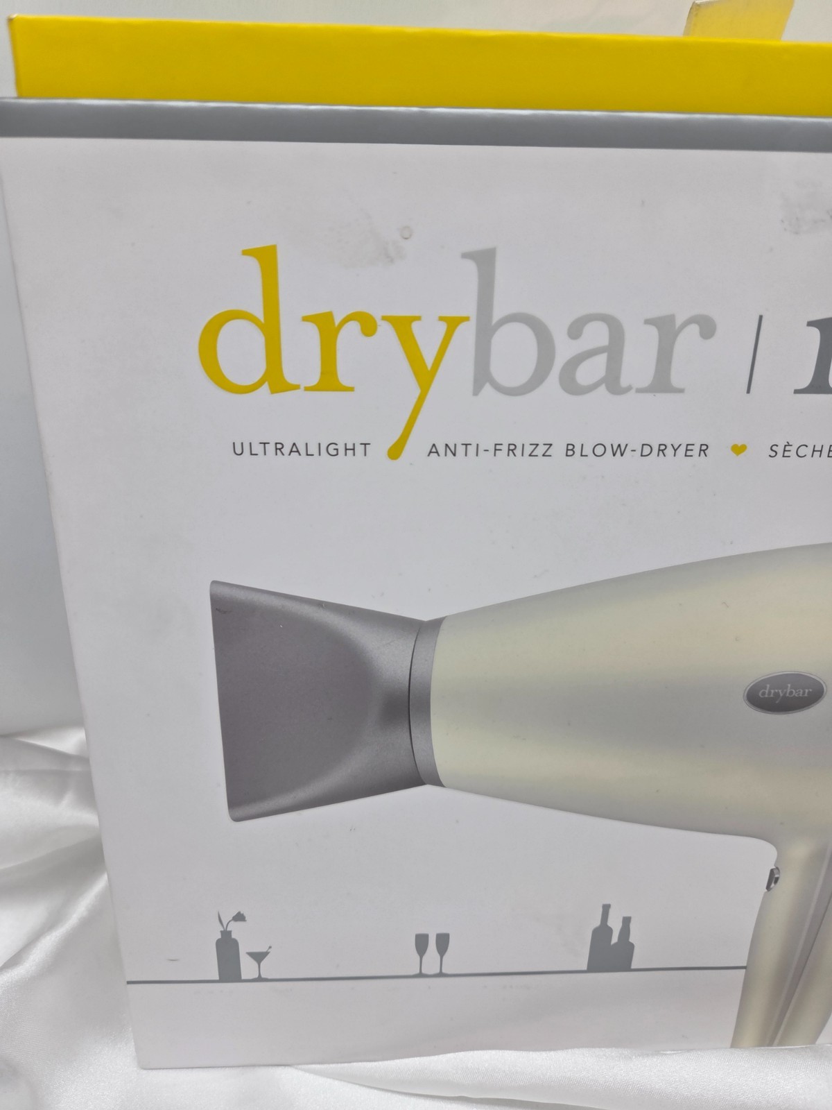 Drybar Reserve Ultralight Anti-Frizz Blow-Dryer – Sleek White