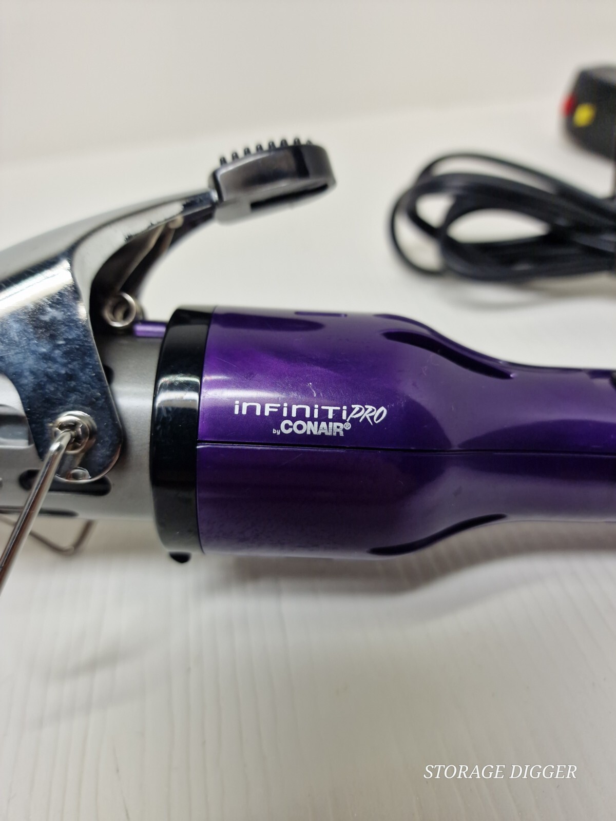 Infiniti Pro by Conair Model CB522R 125 V 60 Hz 600 W Made in China