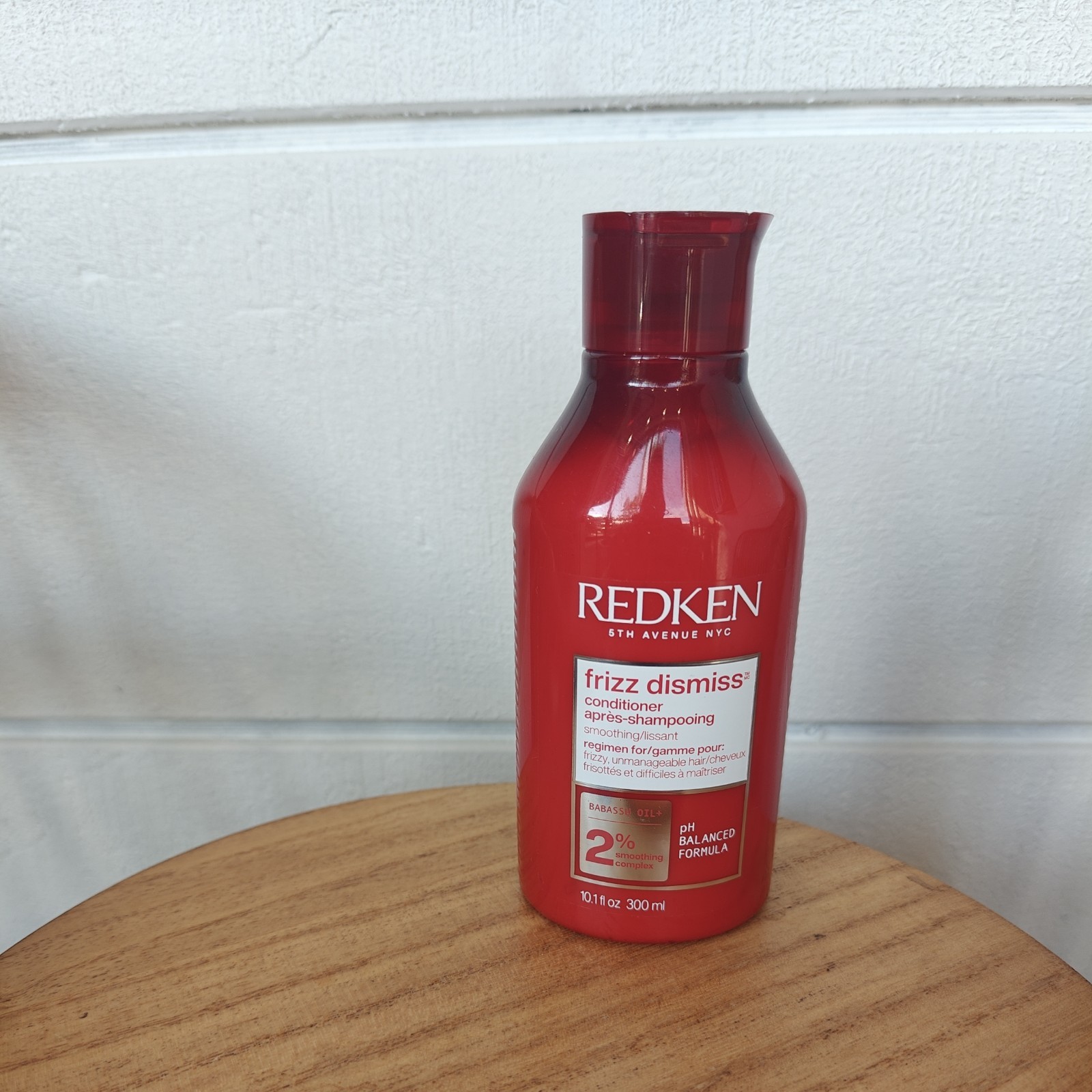 Redken Frizz Dismiss Conditioner pH Balalnce Formula 10.1 oz