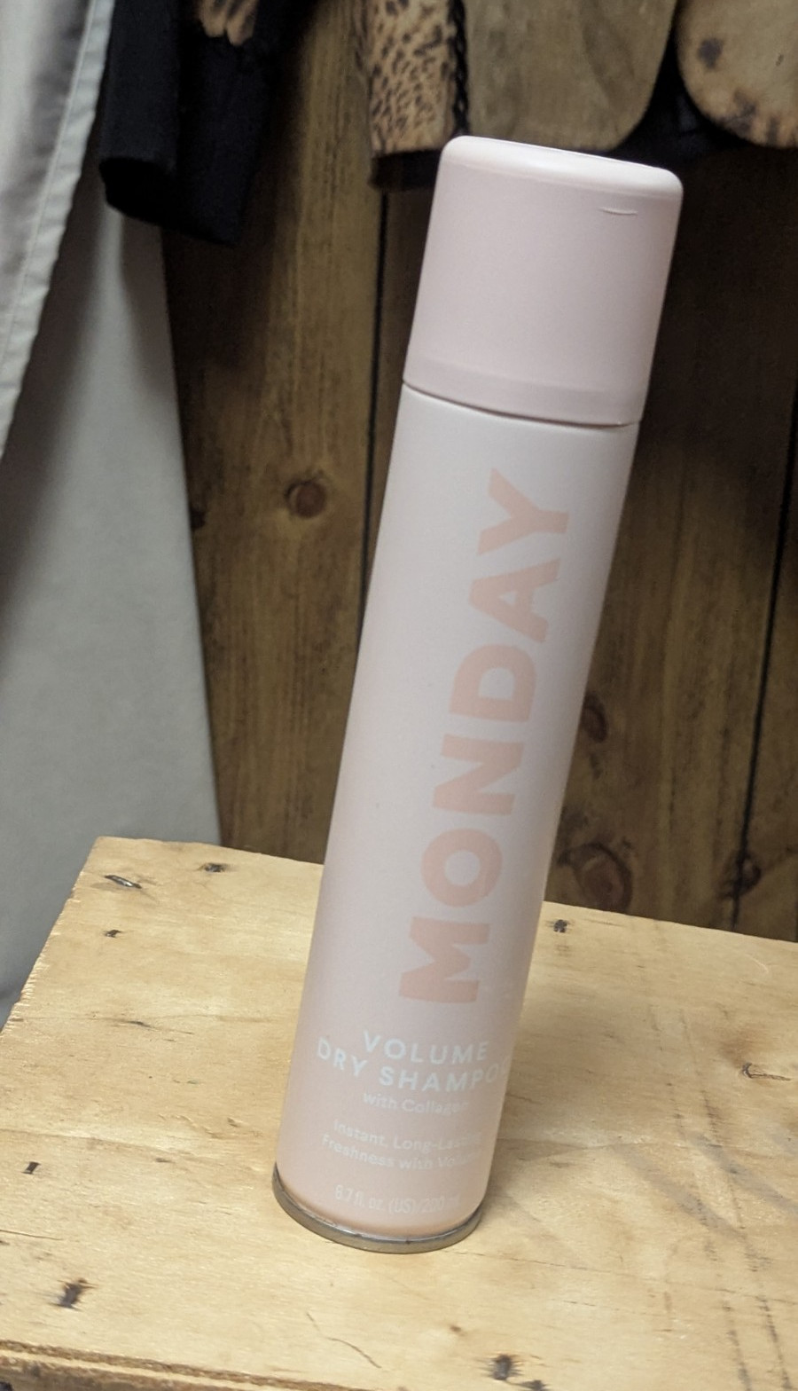 MONDAY Volumizing Dry Shampoo Spray with Collagen, 6.7 fl oz