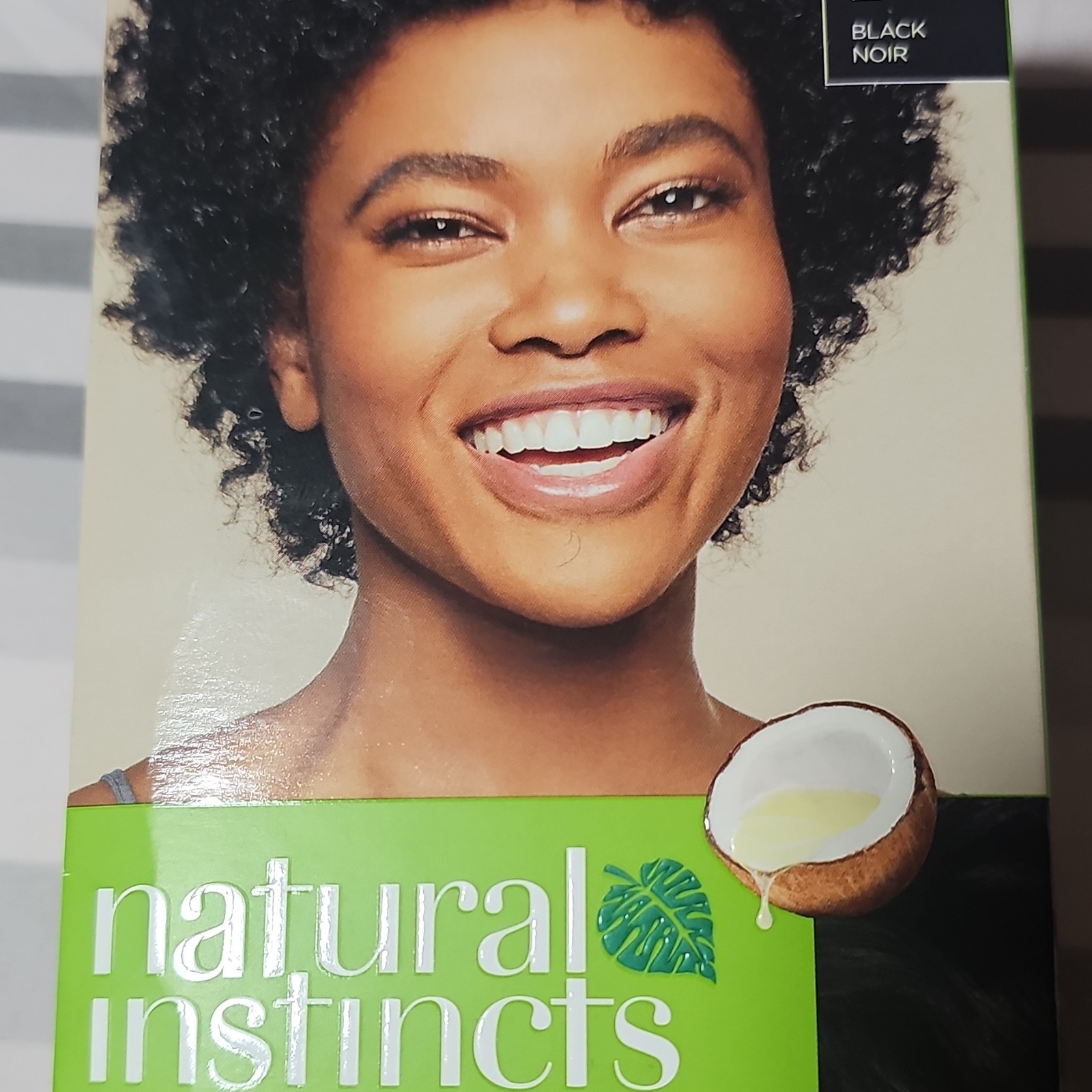 Clairol Natural Instincts Hair Dye Cream – Black Shade, Vegan, 6.1 fl oz