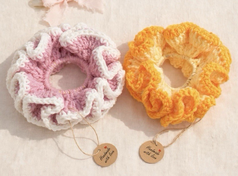 Handmade Crochet Ruffle Scrunchie Hair Tie, Multicolor Yarn, Women/Adult