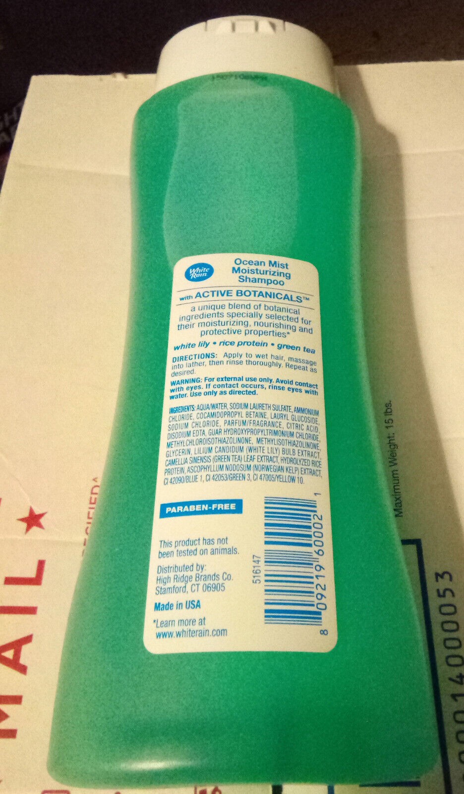 One (1) White Rain Moisturizing Shampoo Ocean Mist 15 fl oz