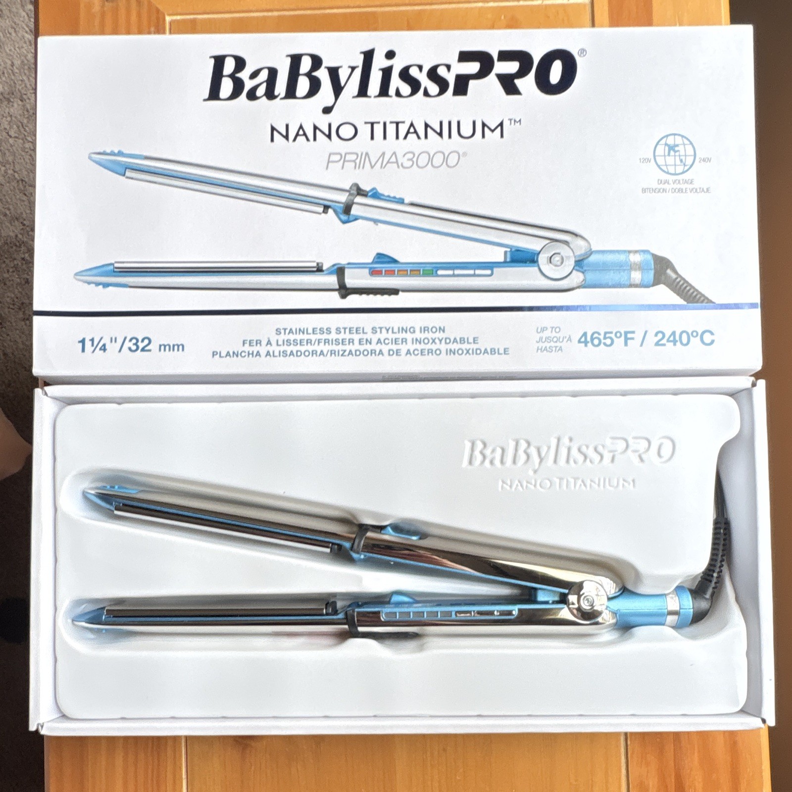 BaBylissPRO Prima3000 1 1/4in Titanium Flat Iron 465°F Dual Voltage Blue