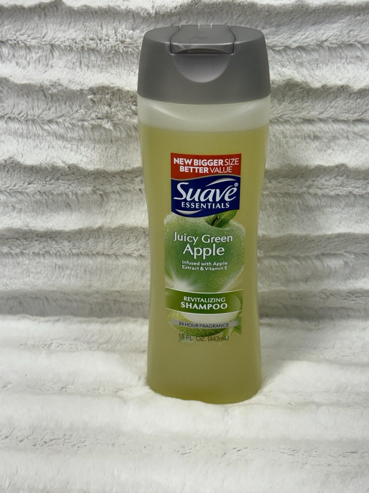 Suave Juicy Green Apple Revitalizing Shampoo, 15 fl oz NEW