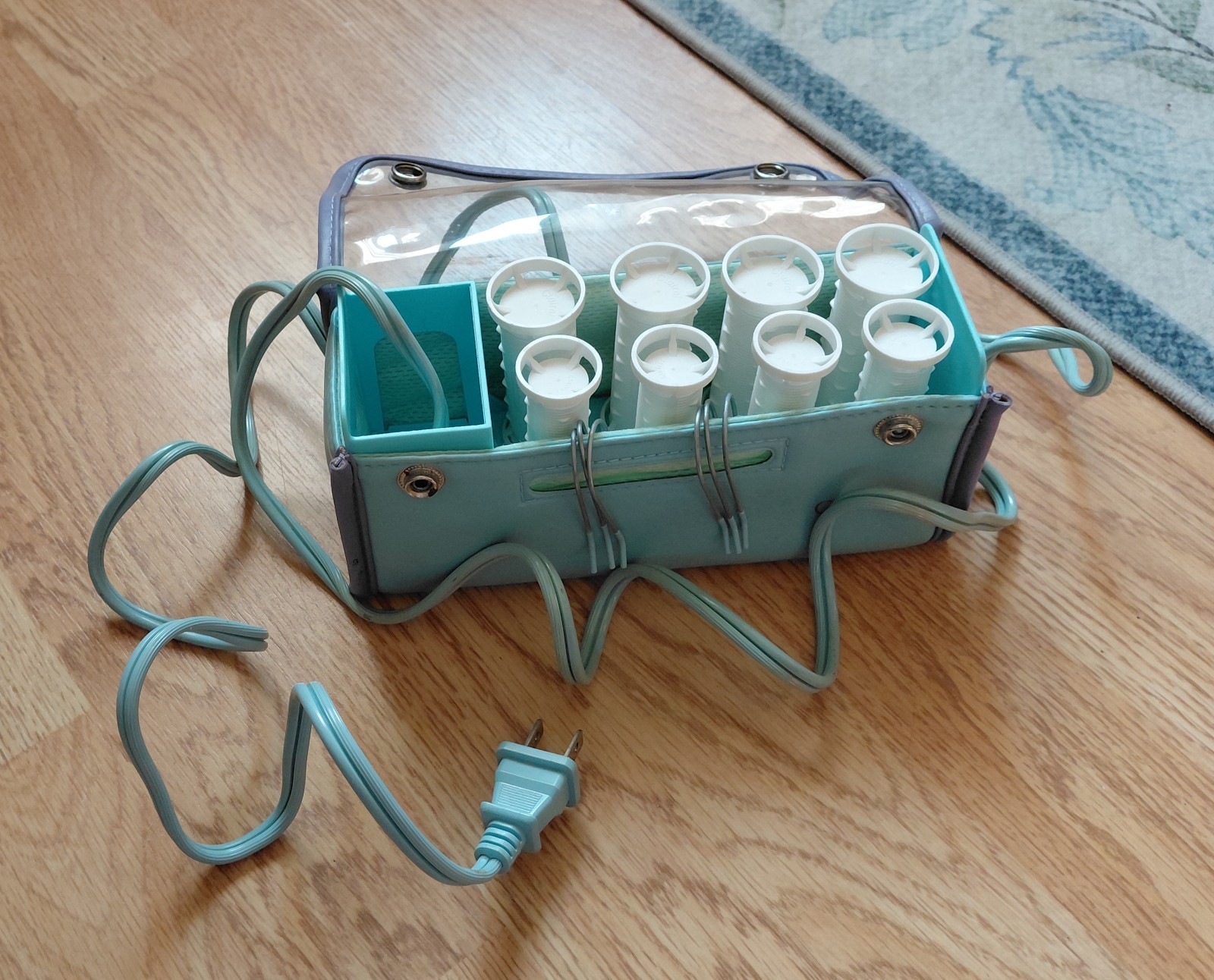 Vintage Clairol TS-8-1 Travel Hot Rollers 1in Dual Voltage Teal Purple White