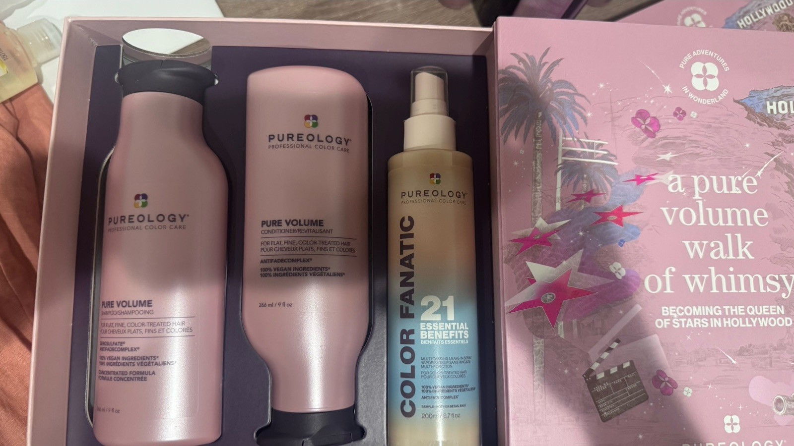 Pureology Hydrate Kit – 3 Full Size Products – Shampoo, Conditioner & Leave In