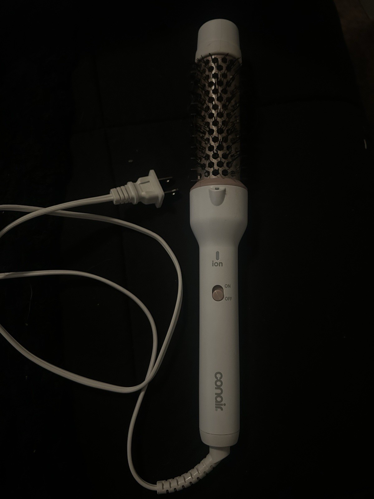 Conair Double Ceramic / Ionic Heated Thermal Round Brush (White & Rose Gold)