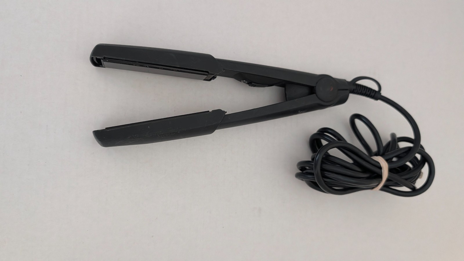 GA.MA Italy Salon Professional Hair Straightener/ Flat Iron