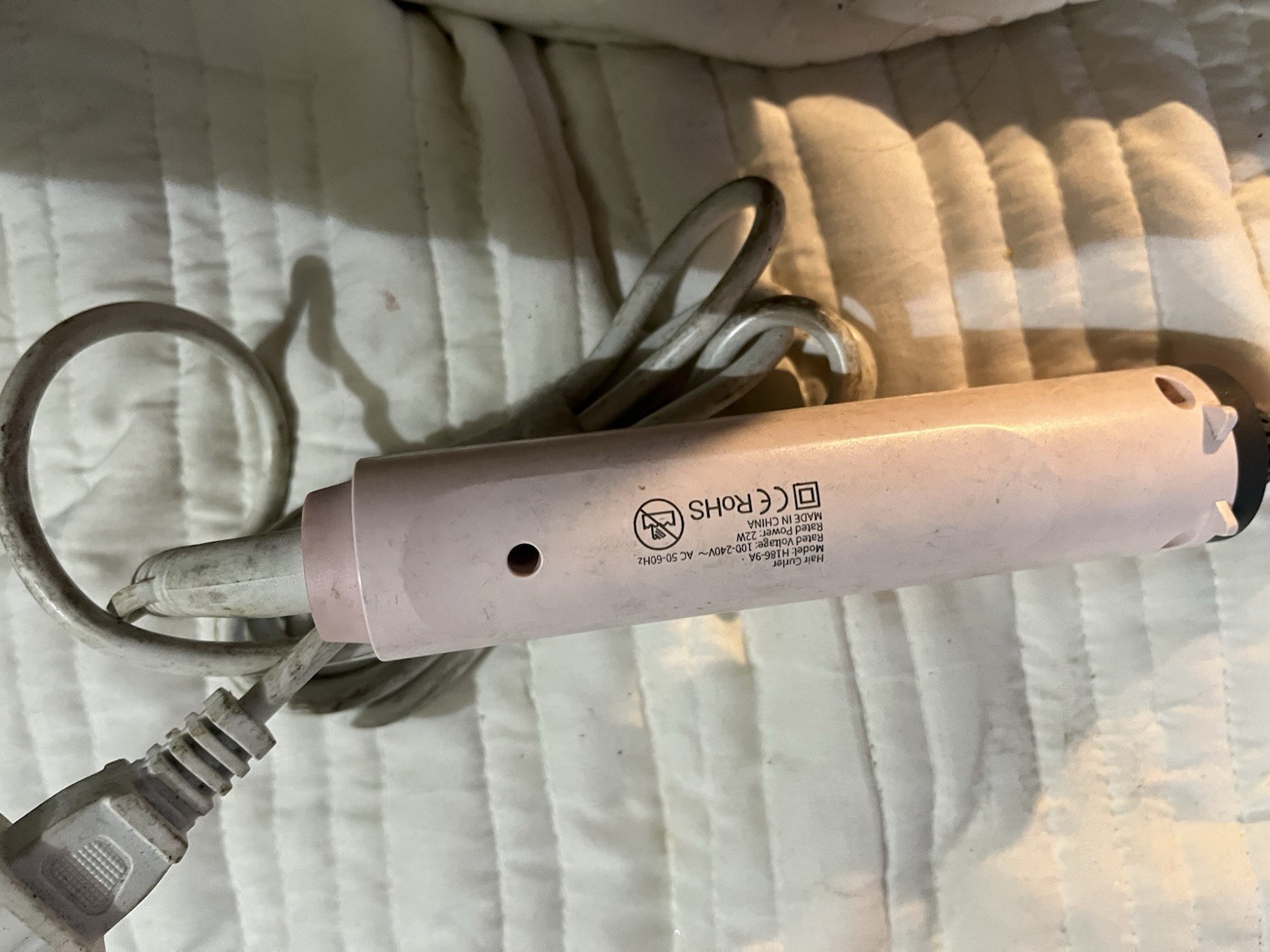 Ceramic 1/2in Curling Iron/Wand 400°F Adjustable Heat 2 Settings Pink/White