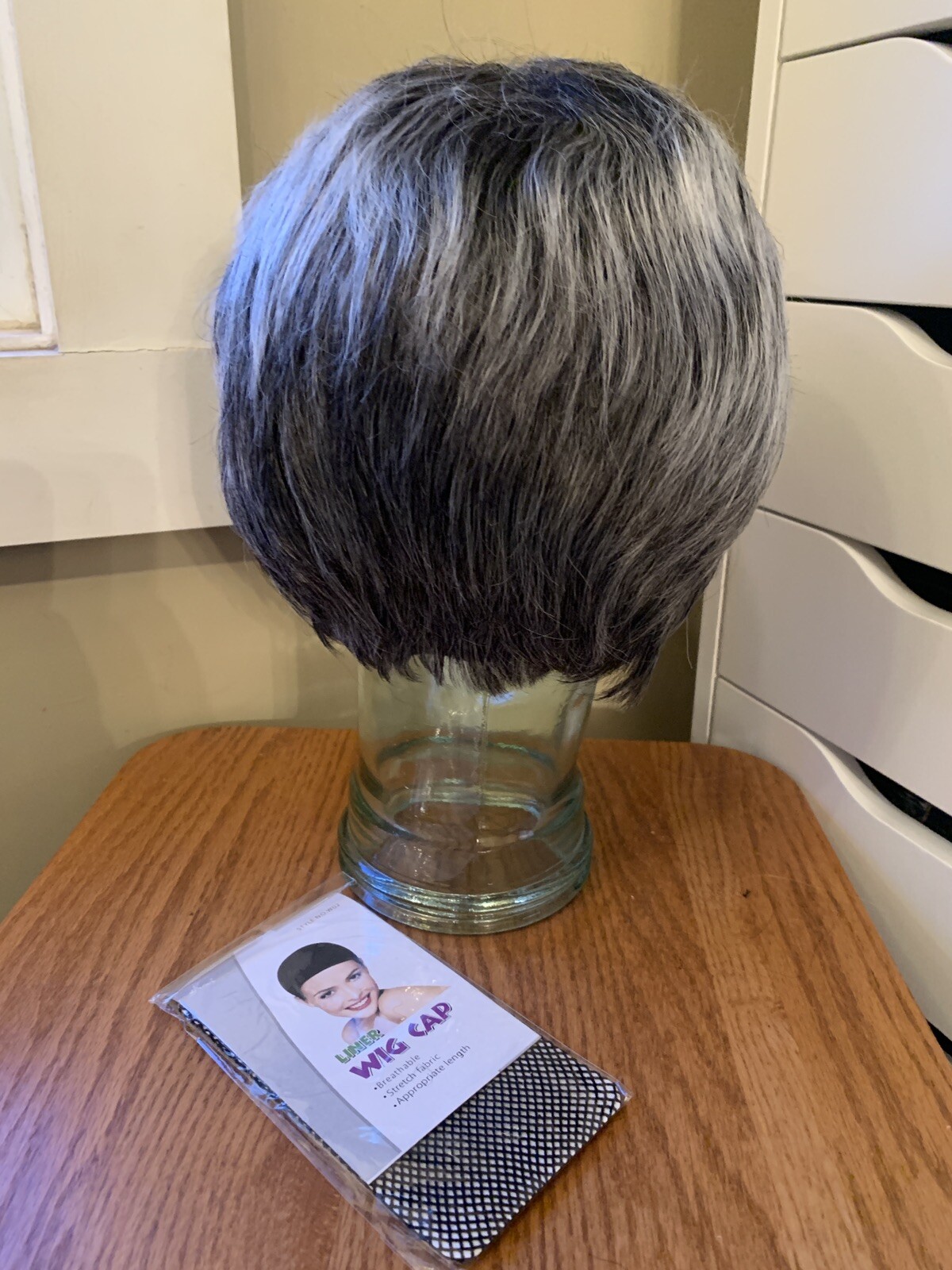 NEW Wig 10 Inch Bob Deep Grey Black Made in China FREE SHIPPING Lot A W/Wig Cap