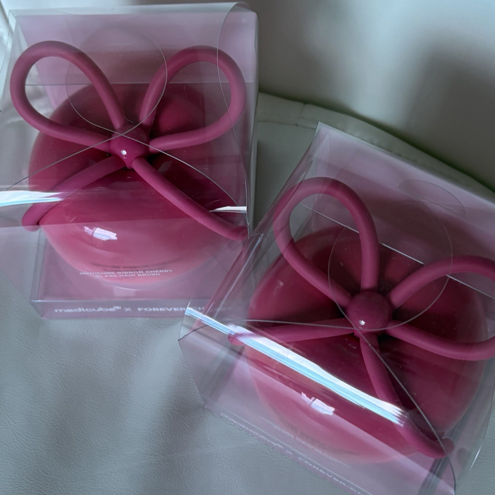medicube x FOREVER CHERRY Ribbon Cherry Hair Brush Pink Limited Edition k-beauty