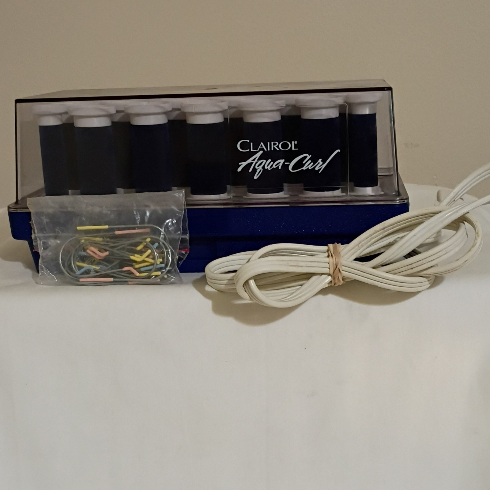 Clairol Aqua-Curl Heated Hot Rollers Travel Set Mixed Barrels 240°F Blue/White