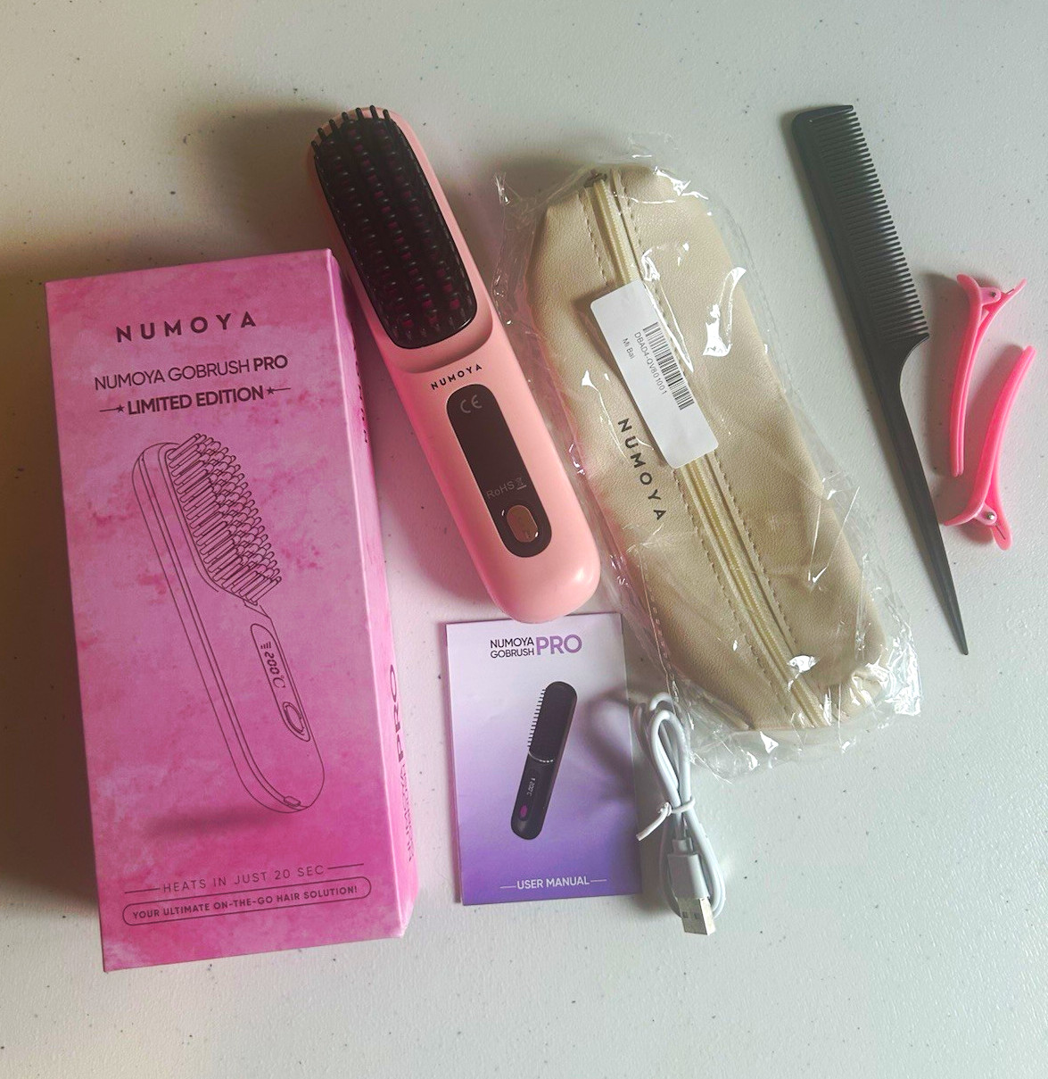 Numoya GoBrush Pro Limited Ed. Cordless Straightening Brush Pink MPN S7