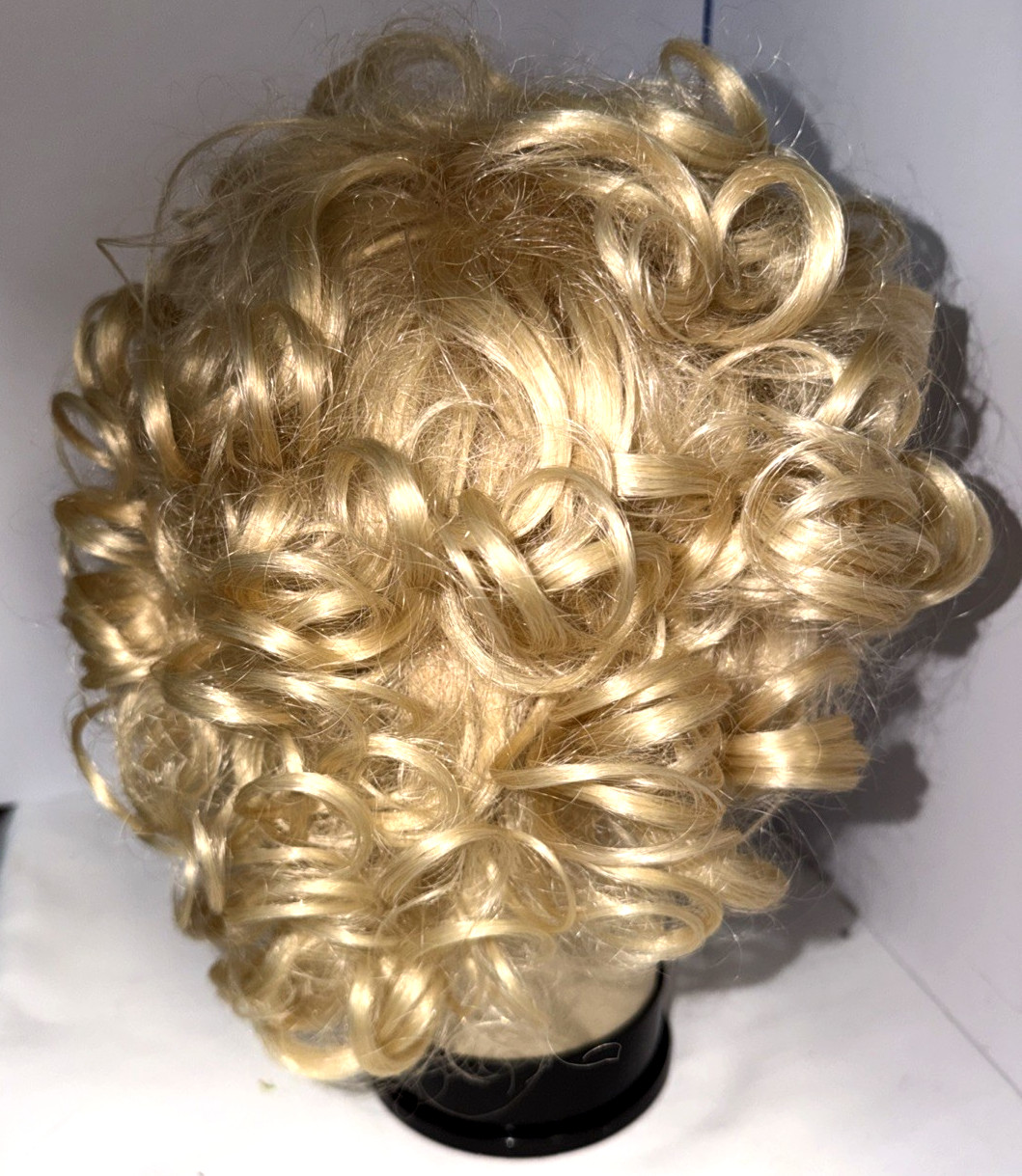 Vintage Curly Wig Short Ash Blonde Synthetic Modacrylic China Japan Fiber