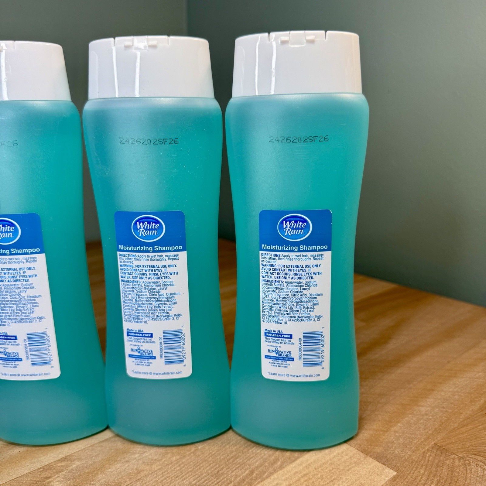NEW WHITE RAIN Moisturizing Shampoo Ocean Mist 15 fl oz/each Nourish Protect x4