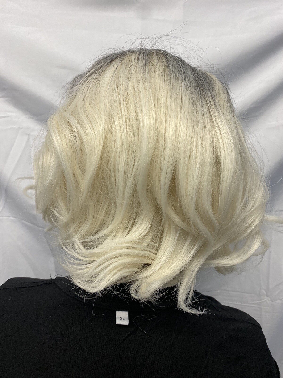 Women’s Unbranded Dark To Light Ombré Short Length Wig W/ Wig Cap