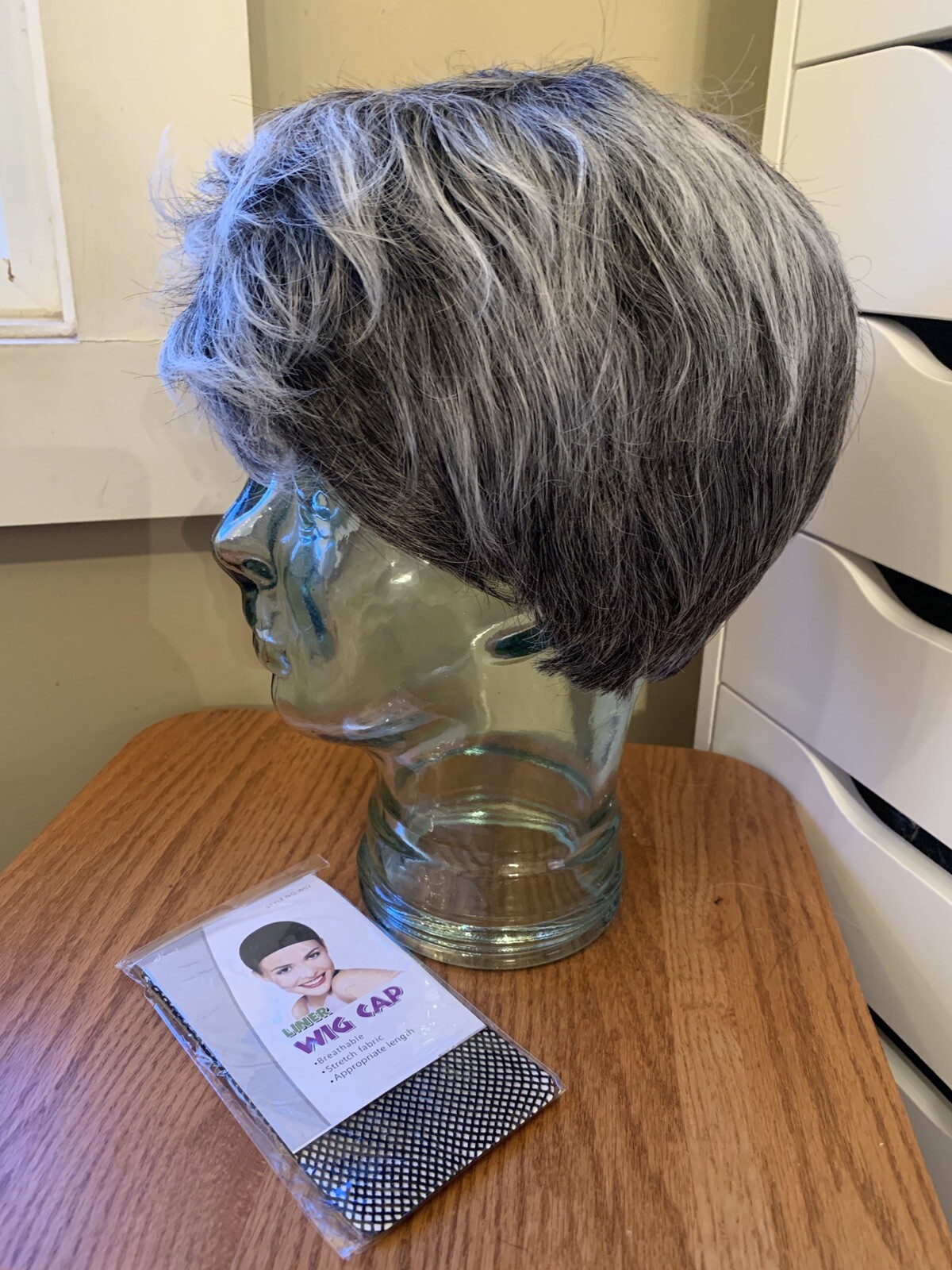 NEW Wig 10 Inch Bob Deep Grey Black Made in China FREE SHIPPING Lot A W/Wig Cap