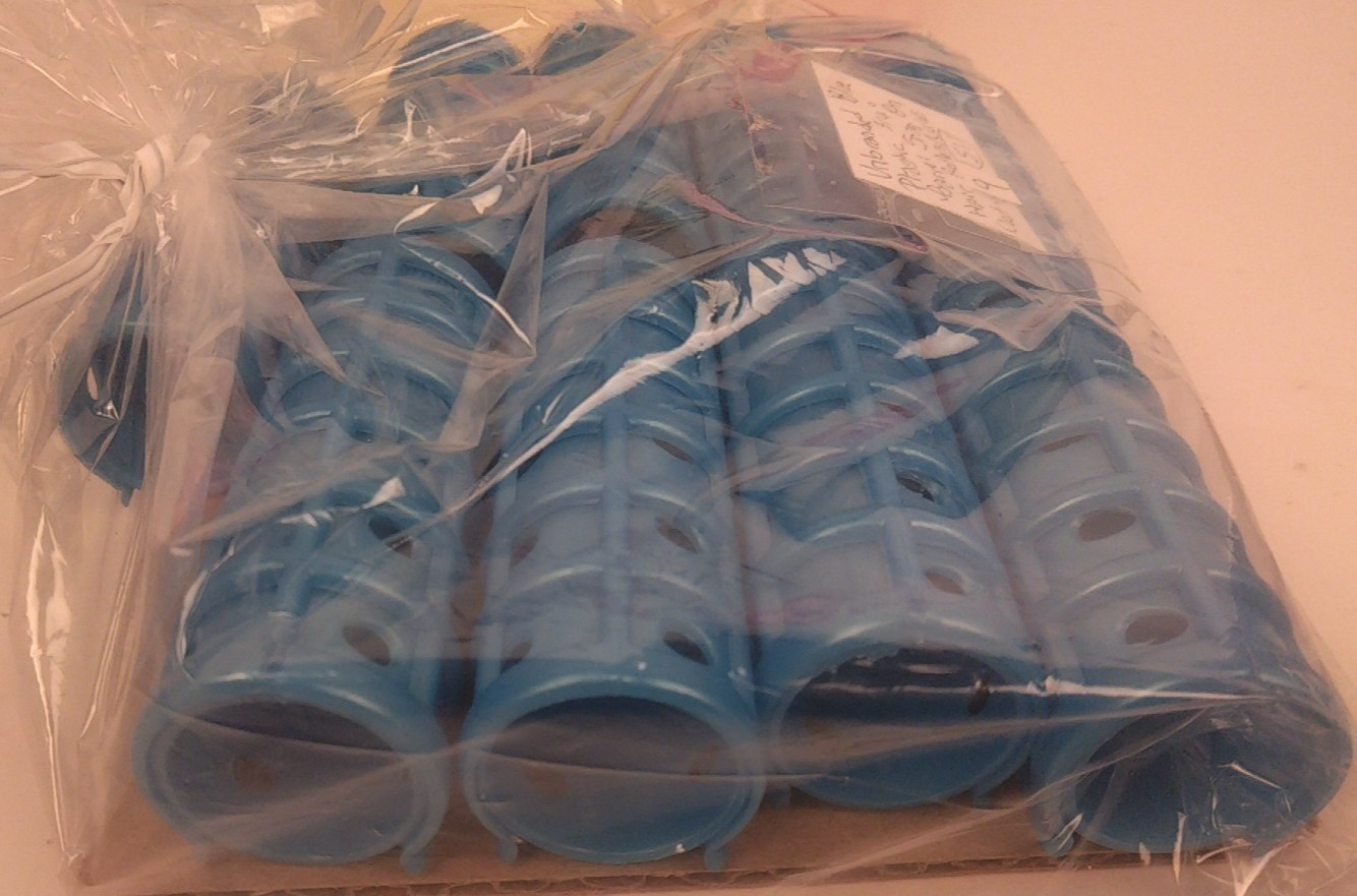 Unbranded Pink/Blue/Black/Yellow Plastic Rollers/Curlers (Lot Of 30).