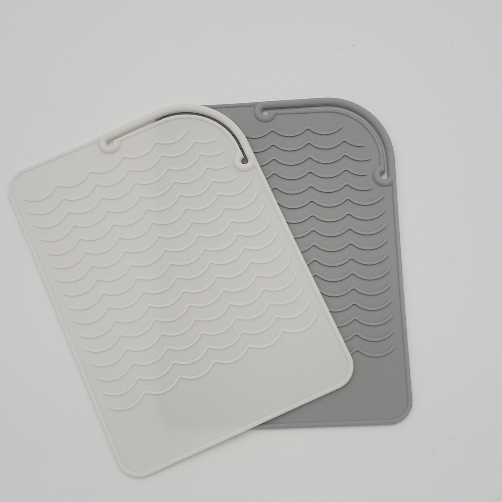 Silicone Heat Resistant Mat Set 2-Pcs White/Gray MPN X005278UEZ