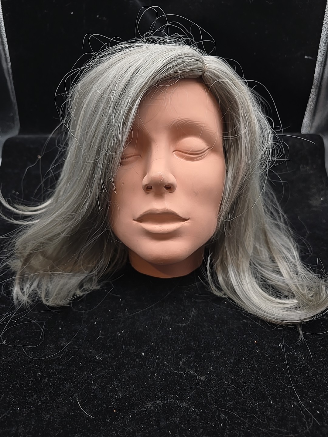 Grey Bob Medium Wigs Silver Gray Bob Wig Offset Bangs Adjustable Unbranded