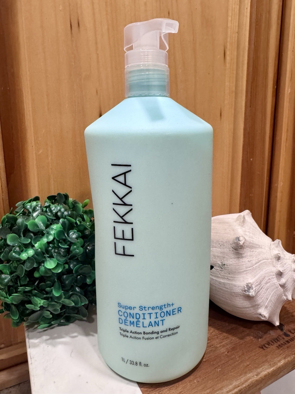 Fekkai | Super Strength+ | Protein PowerBond Conditioner | 1L/33.8 oz | w/ Pump